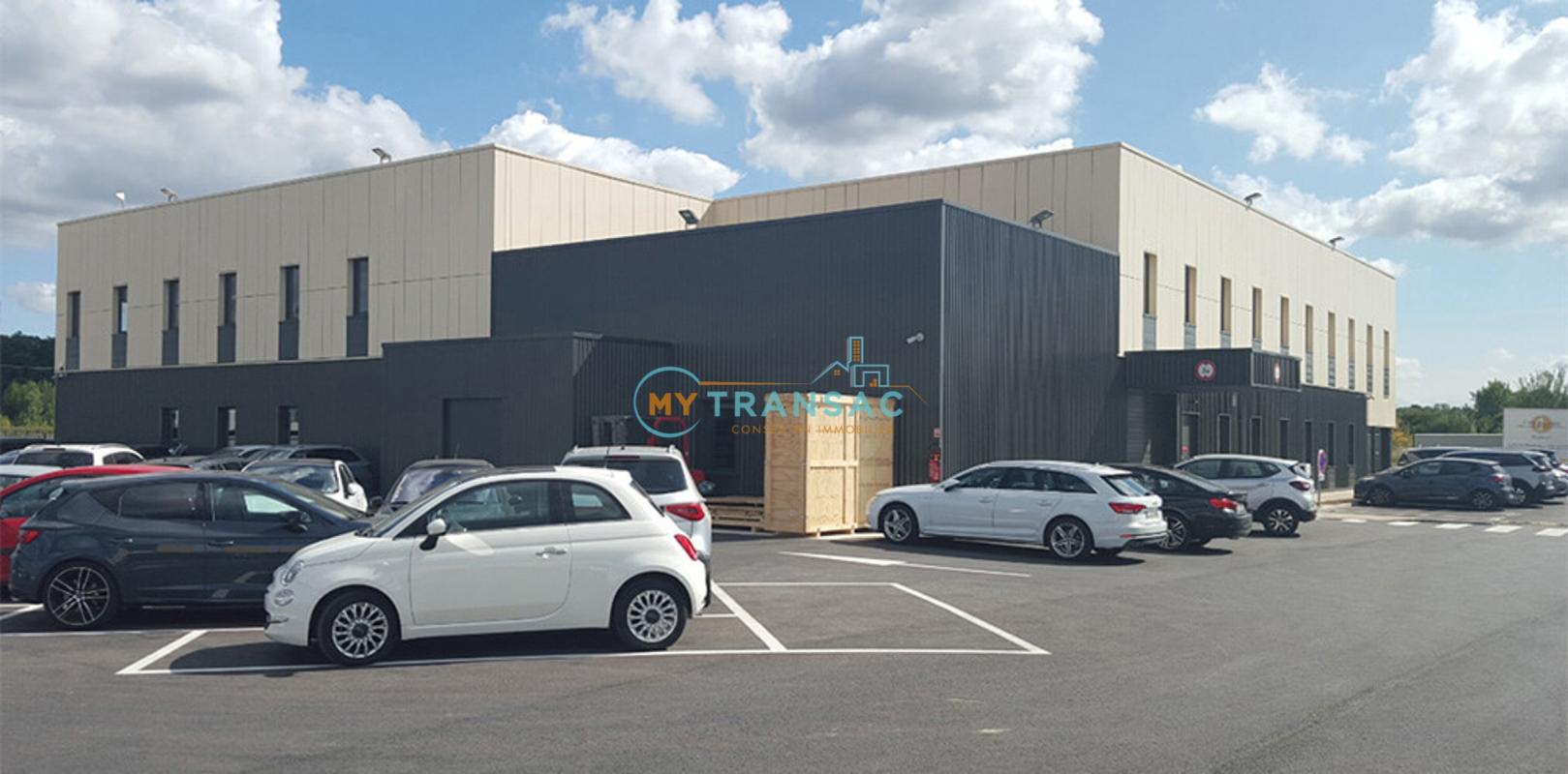 A VENDRE terrains à partir de 2 000m² pour réaliser votre clé en main à partir de 1 000m² de surface plancher à Varennes-Jarcy