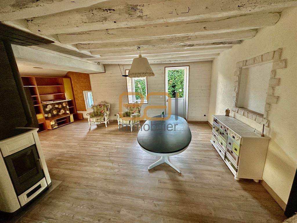 Maison de campagne 3/4 chambres, 1,3 hectares avec dépendances