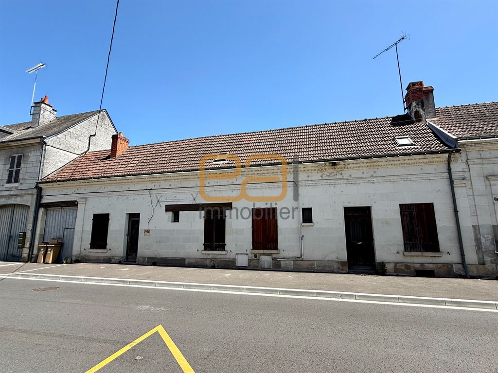 Maison familiale dans le centre de Loches
