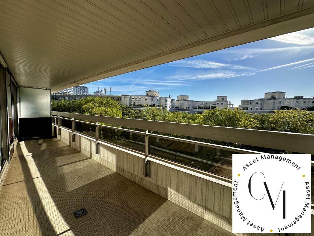 À LOUER : Superbe 2 Pièces Lumineux avec Balcon de 12m² - P