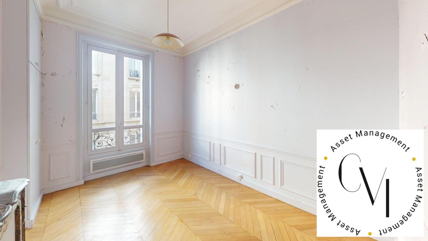 PARIS 1er - Rue du Louvre - 4 pièces de 80,85 m² à rénover