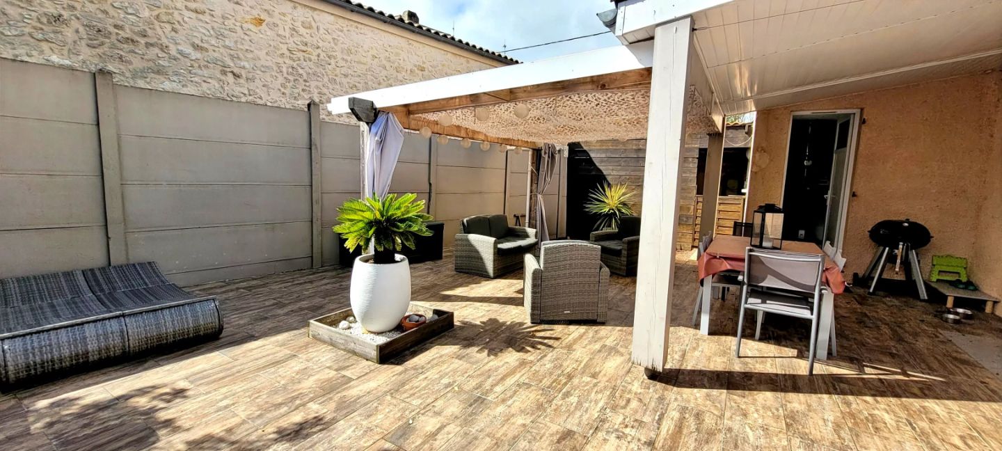 33390 ST MARTIN LACAUSSADE MAISON 125 M² 3 CHAMBRES 936M² JARDIN