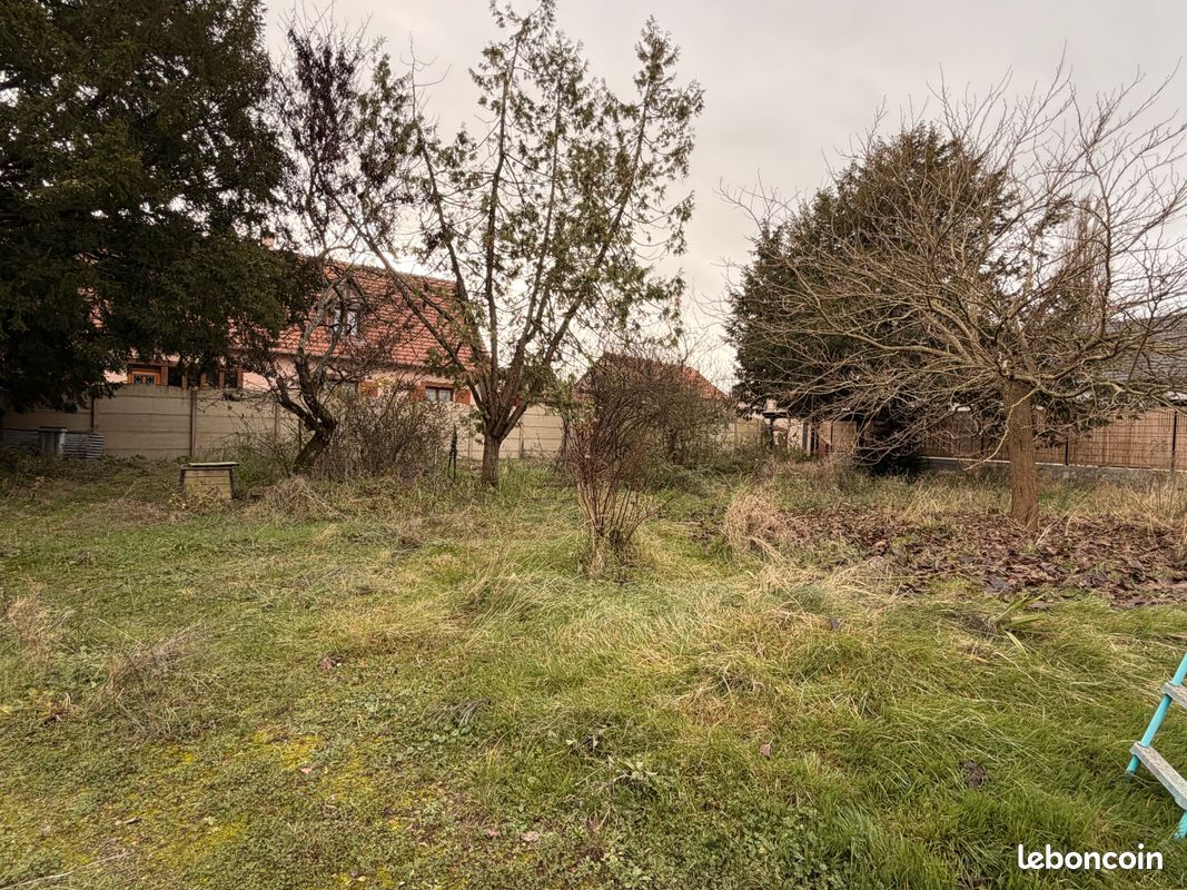 Terrain à batir 455m2 - Sours- libre de constructeur et hors lotissement-10 minutes Chartres