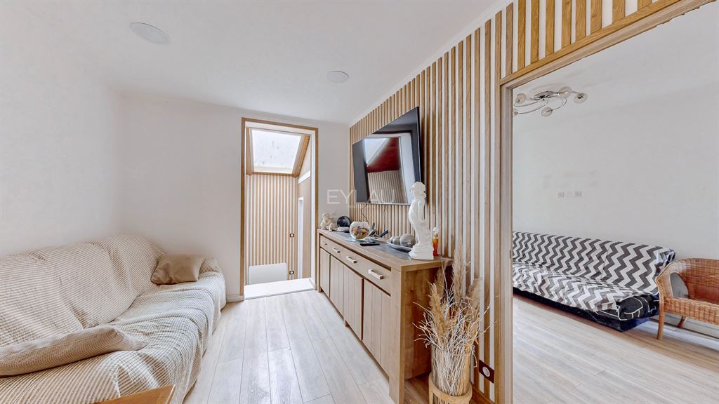 Villejuif/ Appartement atypique de 5 pièces et 3 chambres