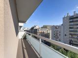 PARIS 15 - RUE DE VOUILLE - STUDIO MEUBLE AVEC BALCON