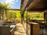 06 St Laurent du Var Mas proven&ccedil;al au centre ville 1450 m&sup2; ter