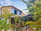 06 St Laurent du Var Mas proven&ccedil;al au centre ville 1450 m&sup2; ter