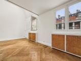 Paris 7 Rue Oudinot Duplex dernier etage