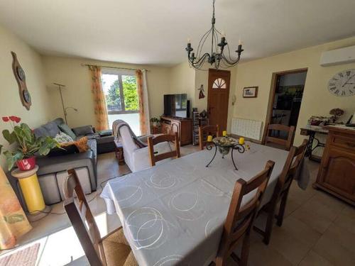 Viager occupé - F76-H71 ans - POULX (30320)