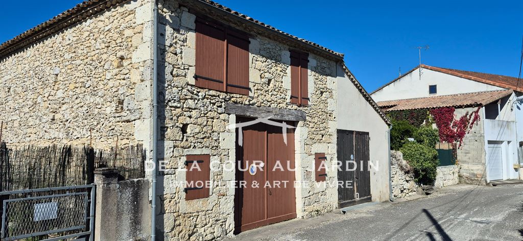 Grange en pierre au cœur d’un village du Tarn-et-Garonne, pour futur projet !