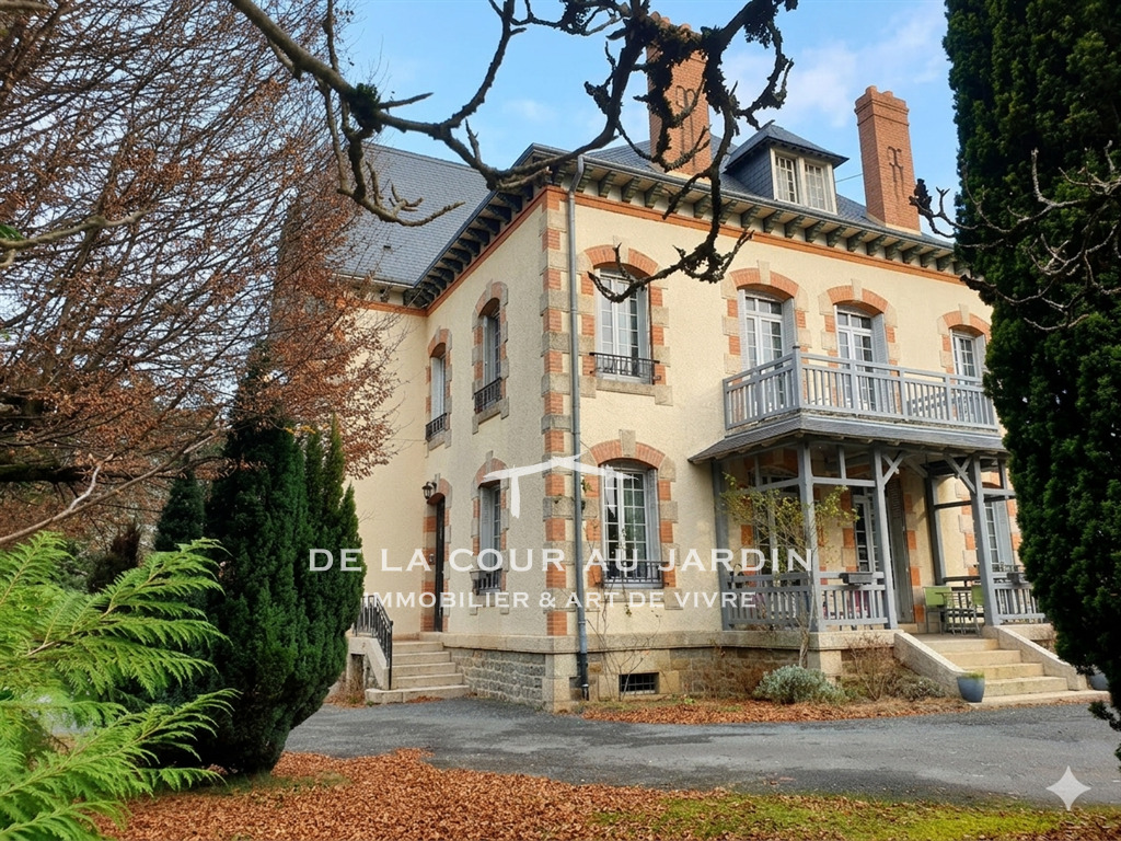 Maison Art Déco sur la Route Richard Cœur de Lion (Périgord Limousin)