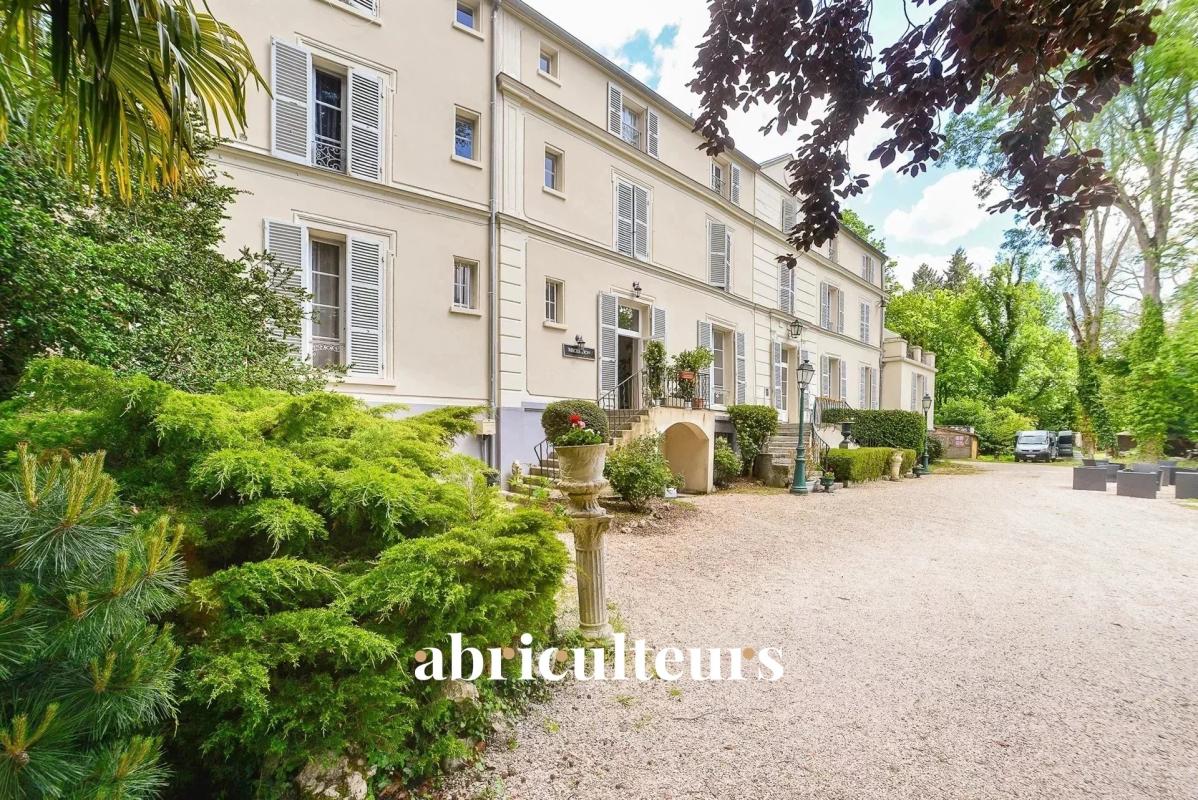 Château du XVIIe - 1000 m² - Proche Paris - Morigny-Champigny - Photo 2