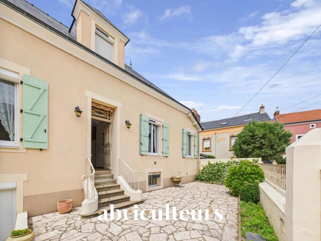 Maison à vendre, 5 pièces, 132 m², Indre