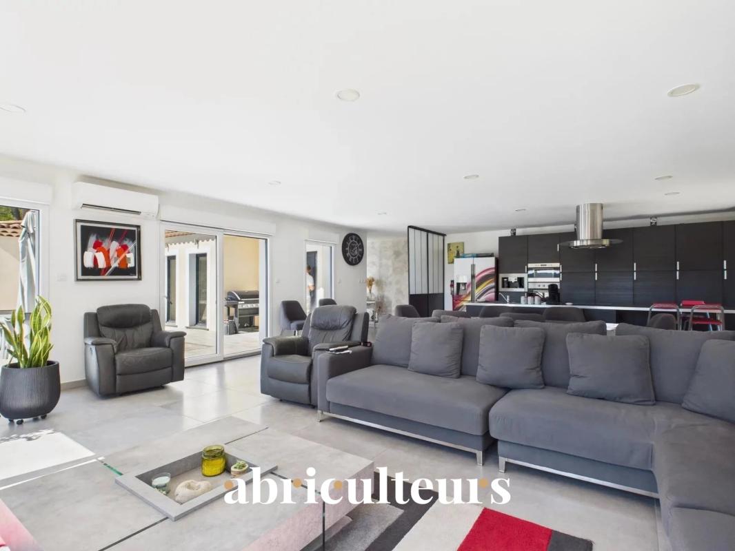 Villa contemporaine avec piscine et vue panoramique - Bagnols-en-Forêt - Domaine privé sécurisé - Photo 4