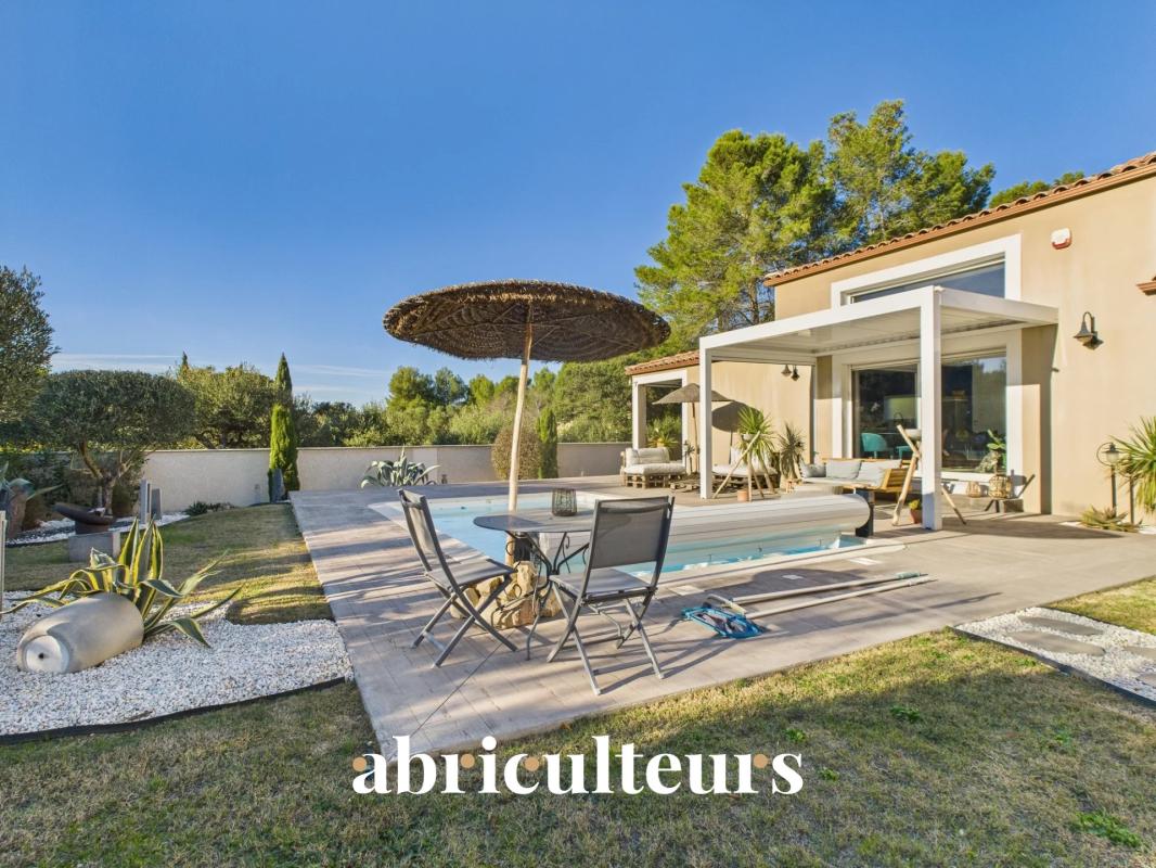 Villa d’Exception sur Jardin Arboré de 1 083 m² avec Piscine - Photo 2