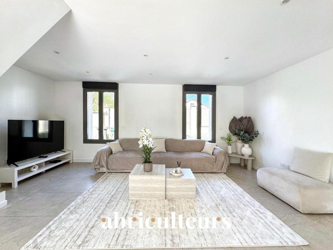 Maison individuelle - 116 m² - 5 pièces - Le Plessis-Bouchard - Photo 5