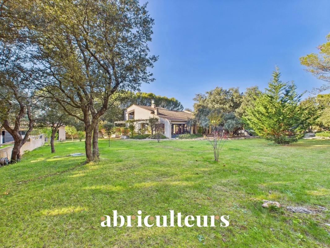 Magnifique propriété avec terrain, piscine/ poolhouse, dépendance à Rognes 13840 - Photo 2