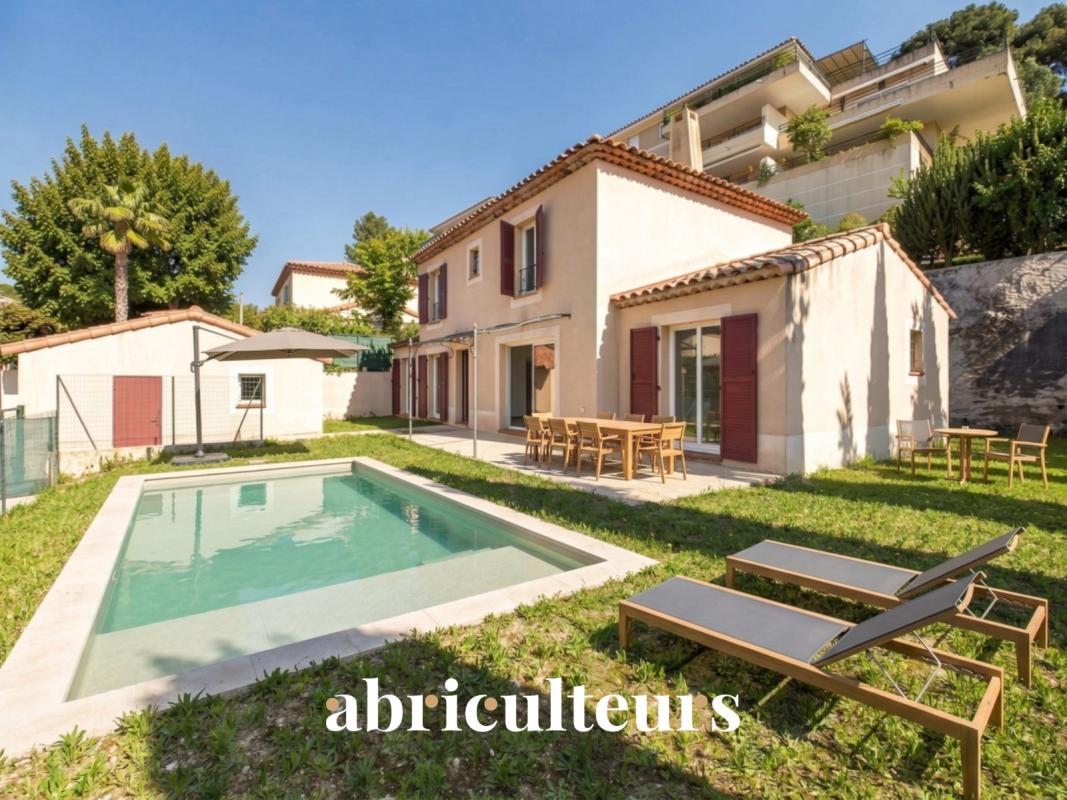 Maison familiale 130 m² – 5 pièces – Jardin & terrasses  & garage double – Marseille 12e, Les Caillols - Photo 3