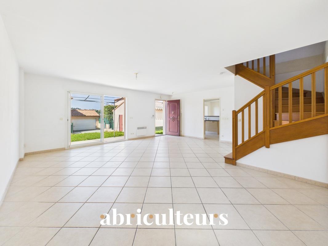 Maison familiale 130 m² – 5 pièces – Jardin & terrasses  & garage double – Marseille 12e, Les Caillols - Photo 4