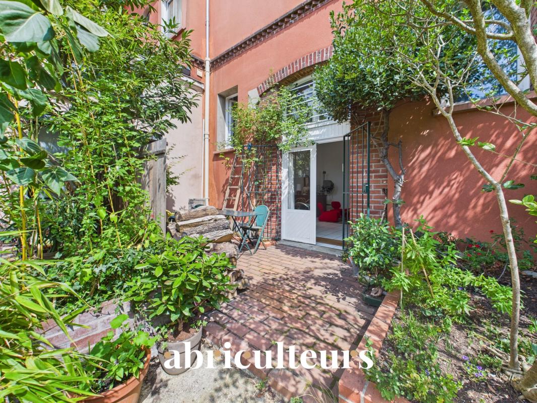 Splendide Duplex / Maison de Ville de 93 m² - Espace extérieur - Grande hauteur sous plafond - Photo 5
