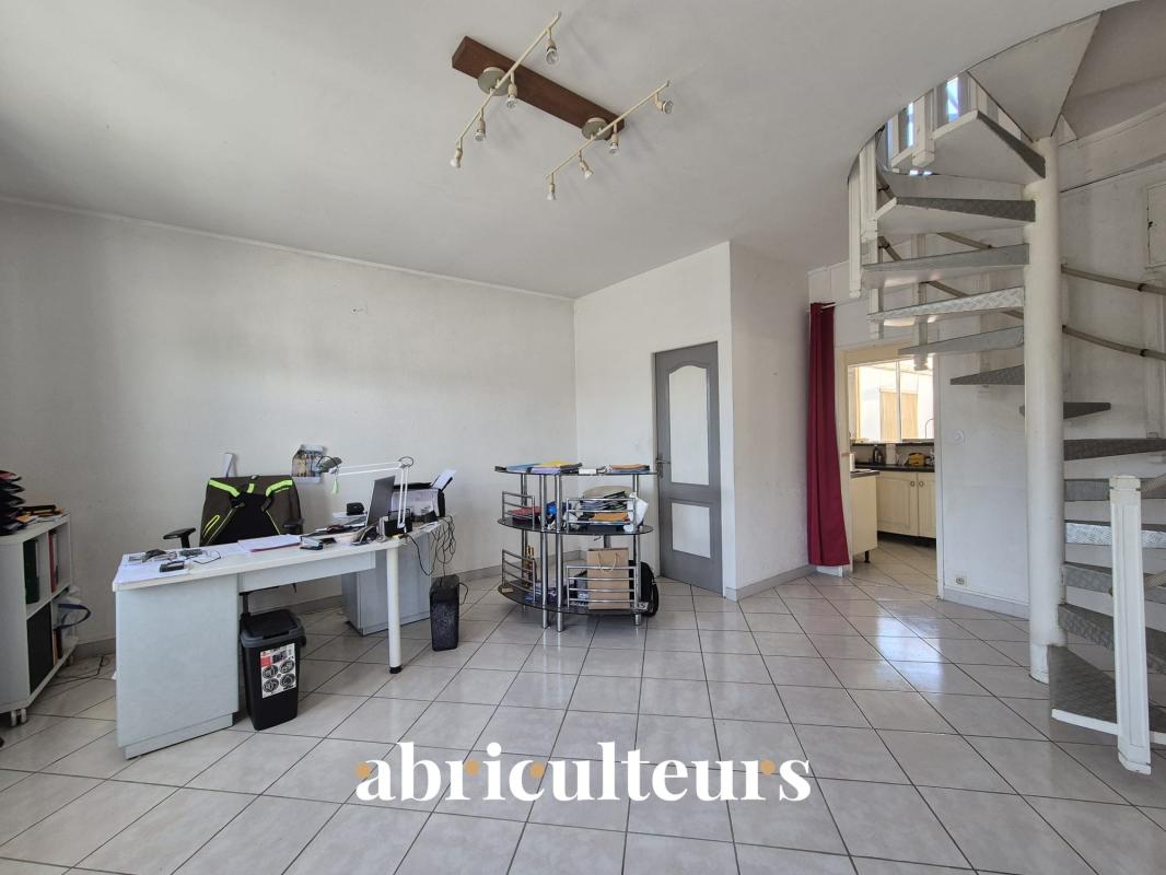 Maison - 150 m² - 5 pièces - cour - garage - Cognac - Photo 5