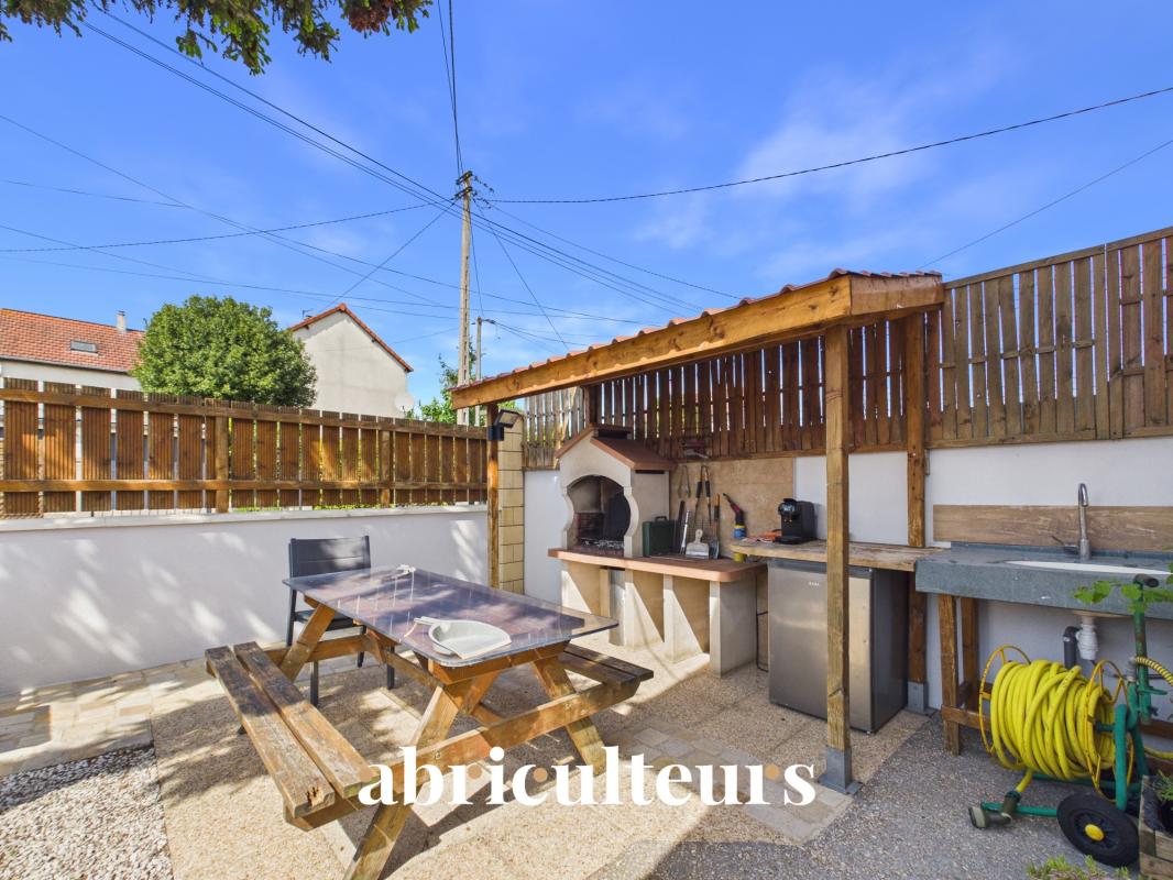 Maison avec fort potentiel locatif – 134 m² – Bezons Rue du Gibet - Photo 2