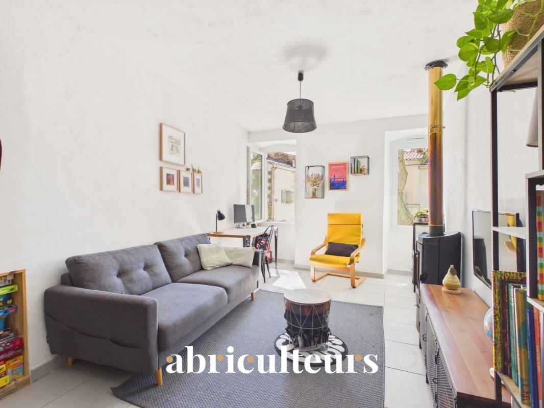 Maison à vendre, 4 pièces, 67 m², Grans
