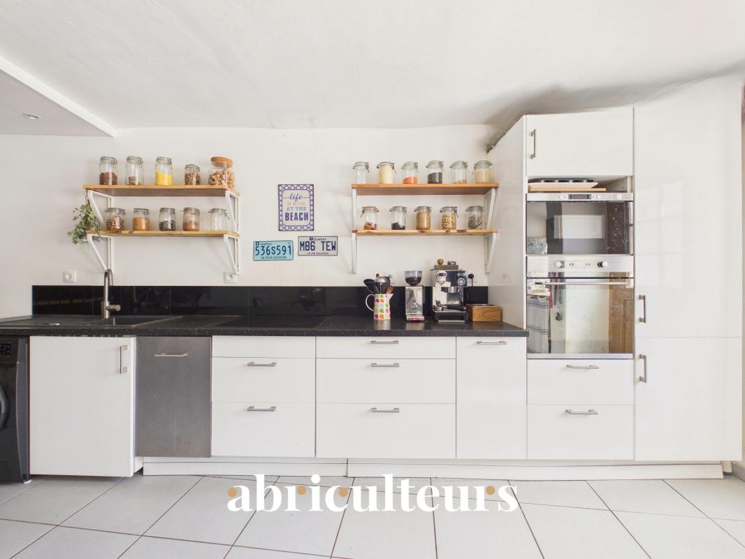 Grans – Maison de village T4 de caractère - Photo 4