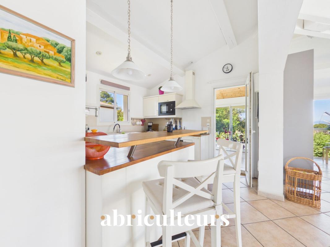 Maison avec piscine et jardin • Six-Fours-les-Plages • 4 chambres • 185 m2 - Photo 3