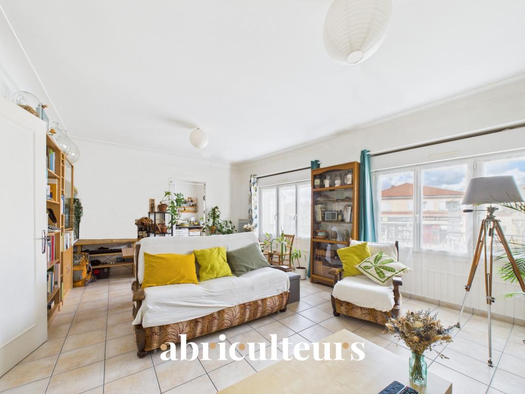 Grand appartement -maison  de 90  m2 centre bourg Pont st Martin,  plus grenier aménageable - Photo 2