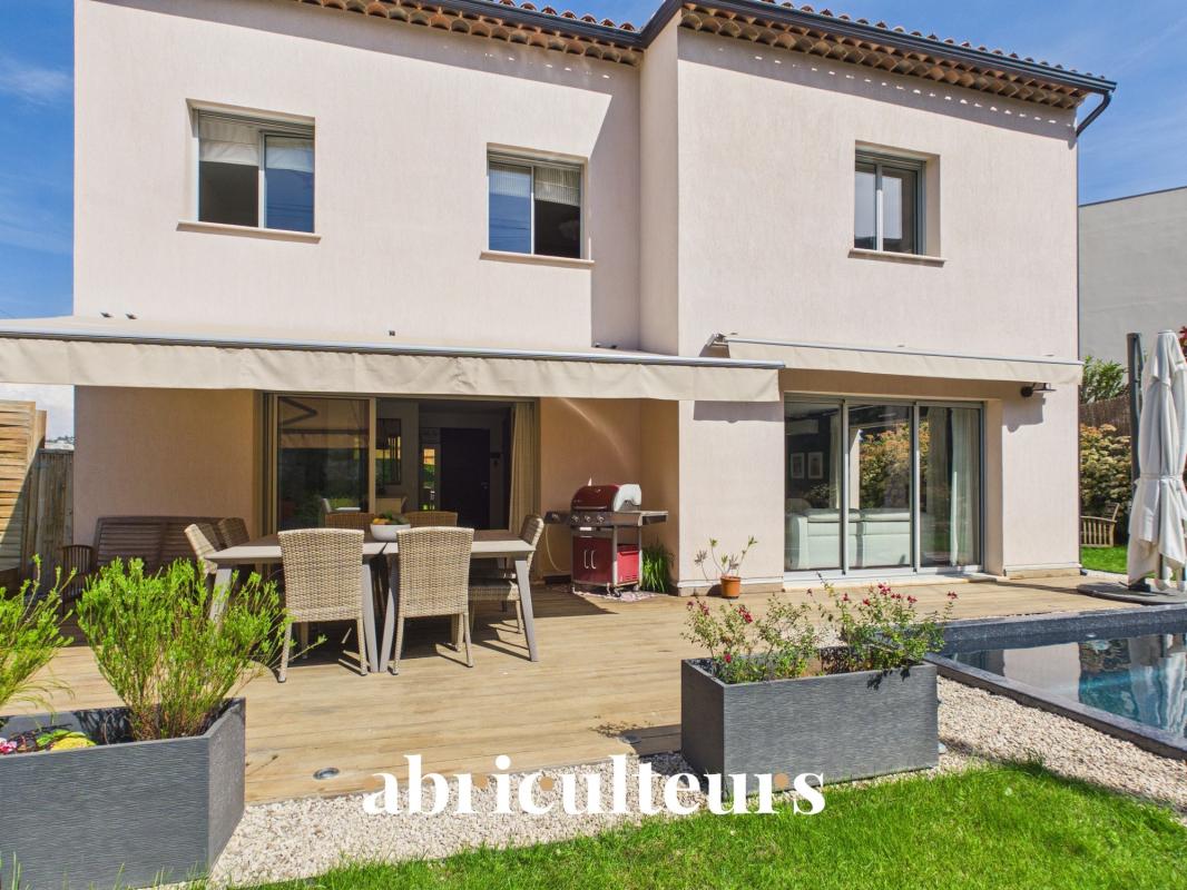 Belle maison de 2024 – DPE A – 117m2 - 3 chambres - Jardin et piscine en centre-ville de Saint-Laurent-du-Var - Photo 2