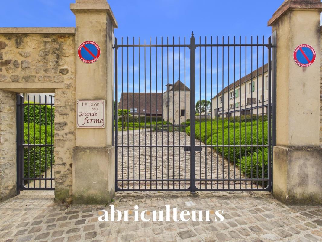 Appartement à vendre, 3 pièces, 73 m², Survilliers
