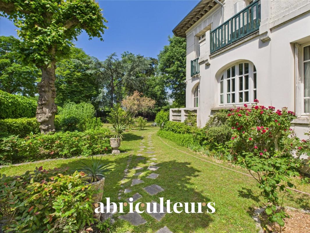Grand T6 de 165m² avec sublime jardin - Saint-Mandé - Lac Daumesnil - Photo 2