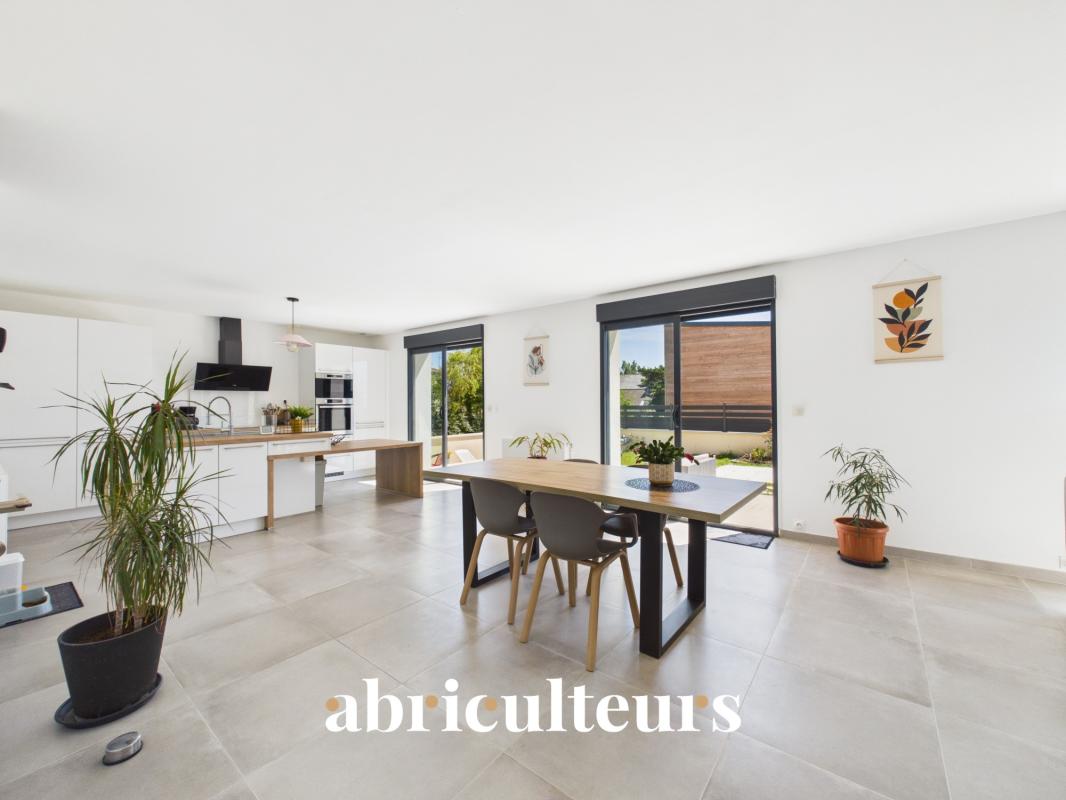 Maison à vendre, 7 pièces, 220 m², Coueron