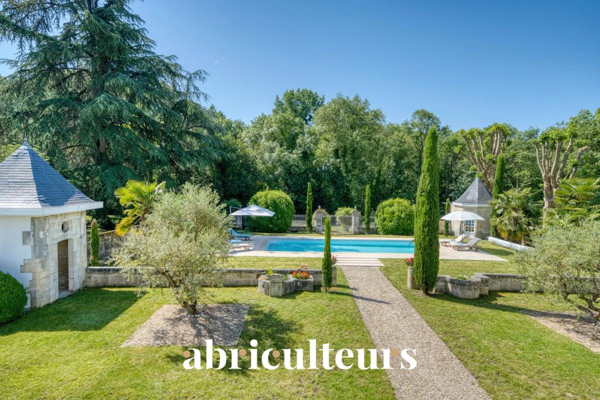 Maison à vendre, 10 pièces, 270 m², Saint Laurent De Cognac