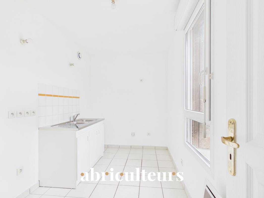 Appartement T3 Lumineux de 73 m² avec Vue sur bassin et Pigeonnier – Calme & Charme - Résidence de standing à Survilliers - Photo 5