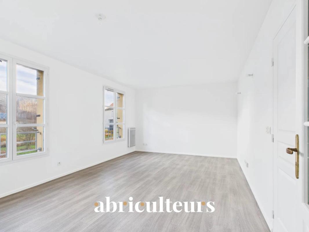 Appartement T3 très lumineux - Vue exceptionnelle sur le bassin et le Pigeonnier – Résidence de standing au calme à Survilliers - Photo 4