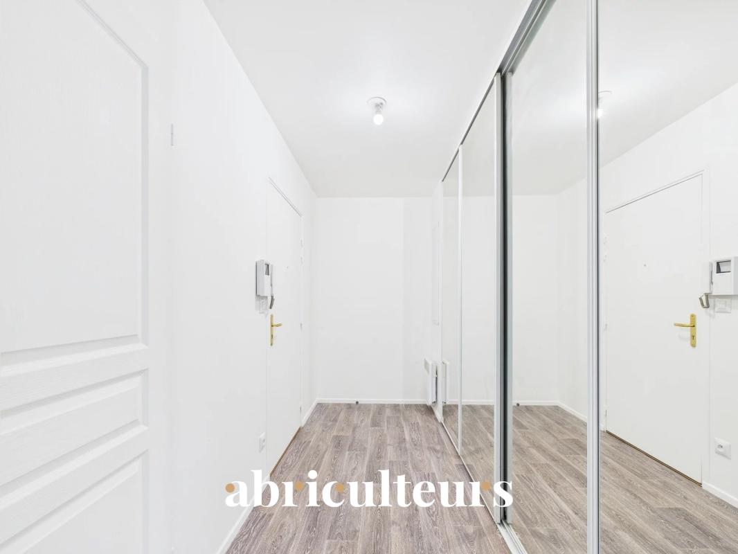 Exceptionnel T2 de 59 m² Carrez (69m² au sol)- Situé au 2ième et dernier étage – Résidence de standing à Survilliers - Photo 3