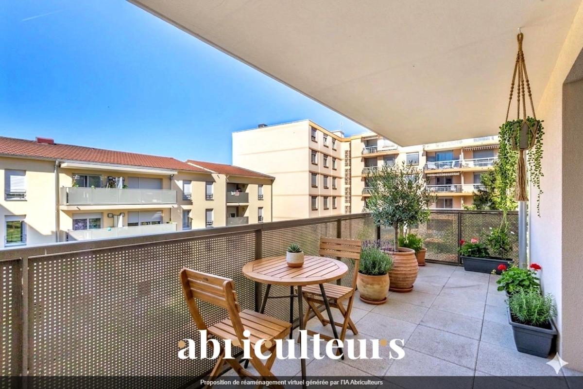 Appartement à vendre, 4 pièces, 85 m², Venissieux