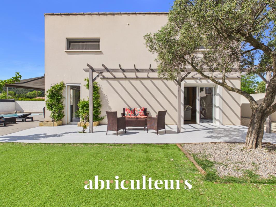 Charmante maison contemporaine T4 de 125m² sur un terrain de 436m² avec piscine à Lamanon 13113 - Photo 5