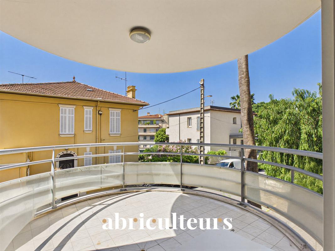 Appartement 3 pièces avec terrasse-jardin au Cannet – Emplacement idéal aux portes de Cannes - Photo 2