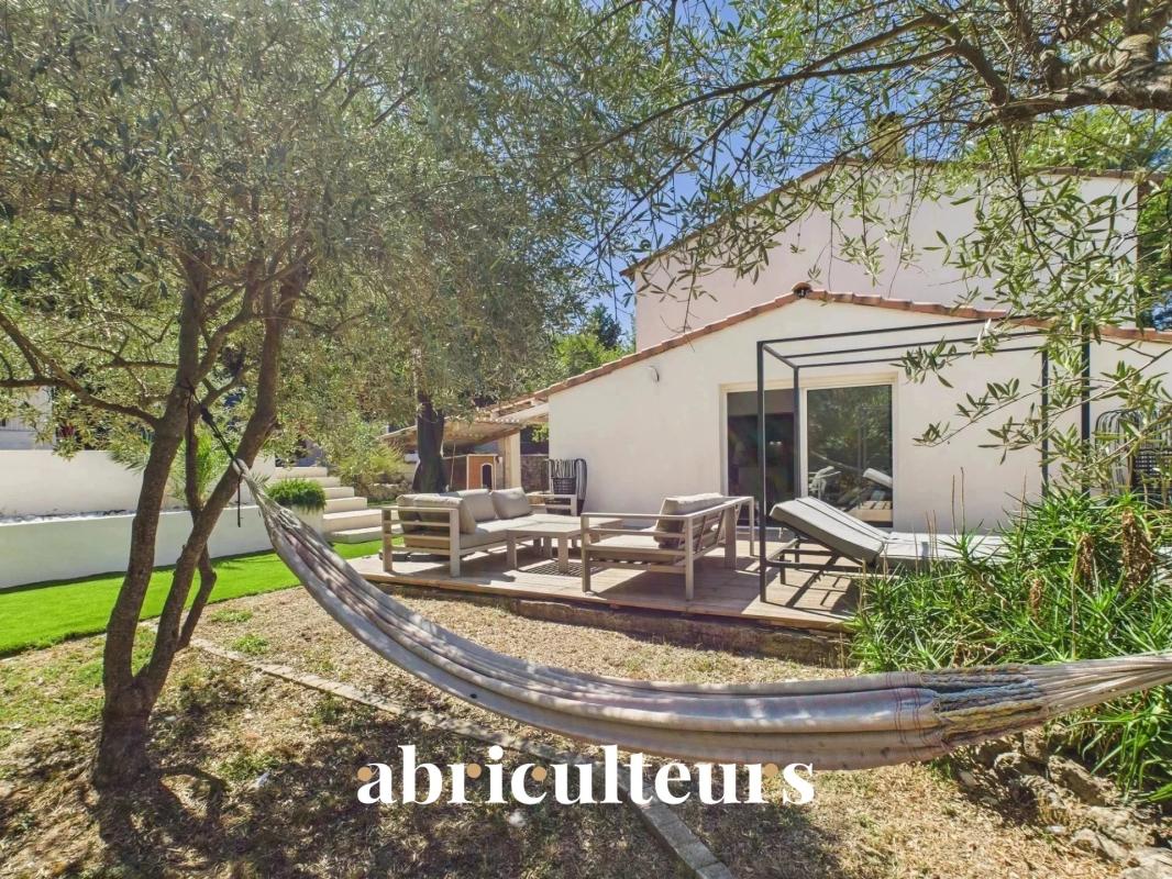 Villa rénovée de 150 m² – 4 chambres – Terrain paysager 1413 m² avec piscine – Callian - Photo 2