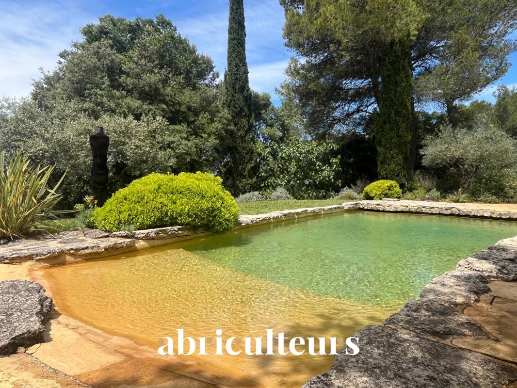Villa d’architecte rénovée de 155 m² au pied du Luberon – Cheval-Blanc - Photo 2