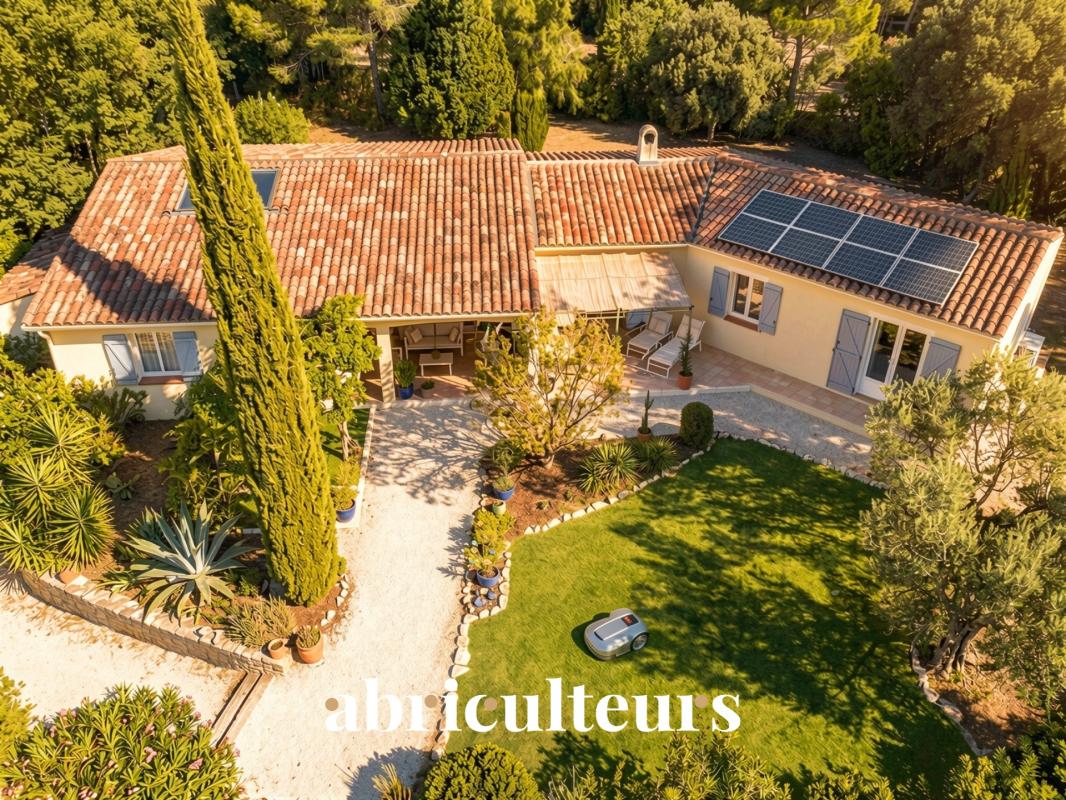 Parc régional du Haut Verdon – Aups - Propriété de 261 m² avec 2 gîtes indépendants labellisés 4 étoiles, piscine et jardin paysager - Photo 2