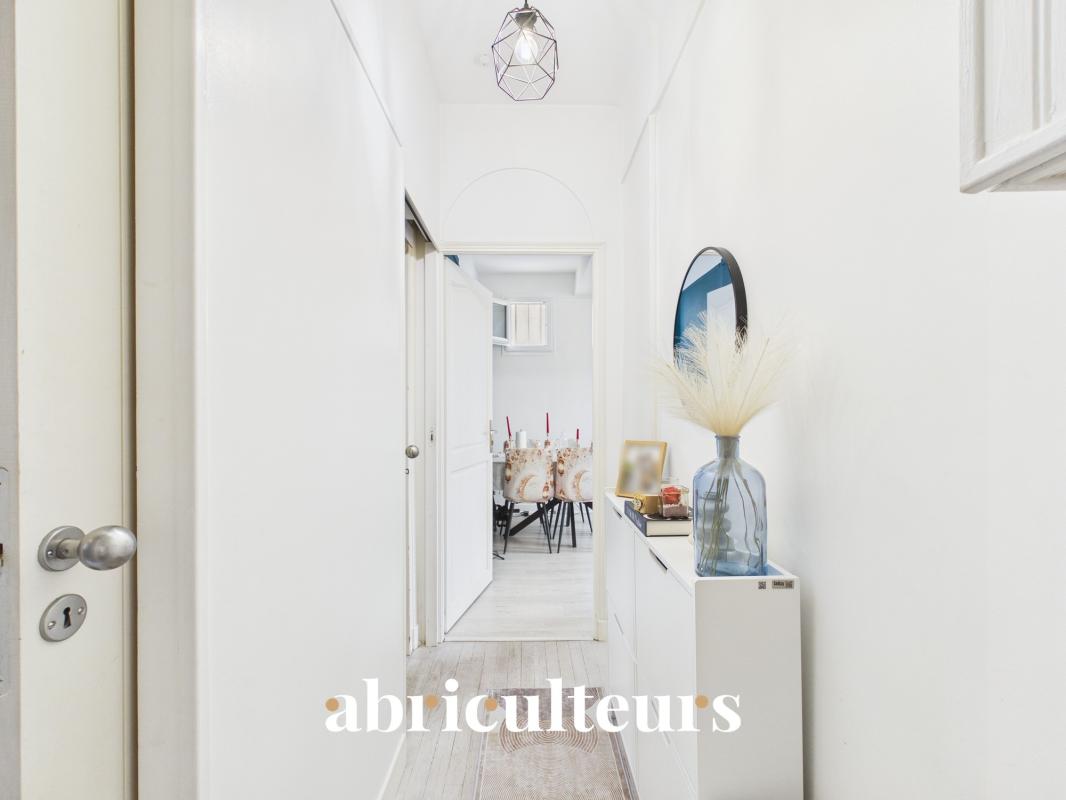Appartement 2 pièces de 45 m² à deux pas du métro Ligne 13 – Quartier Voltaire - Photo 5