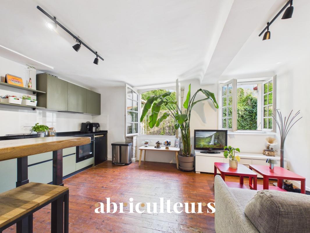 Bel appartement de caractère - 50m2 – Au coeur de Saint-Esprit - Photo 2