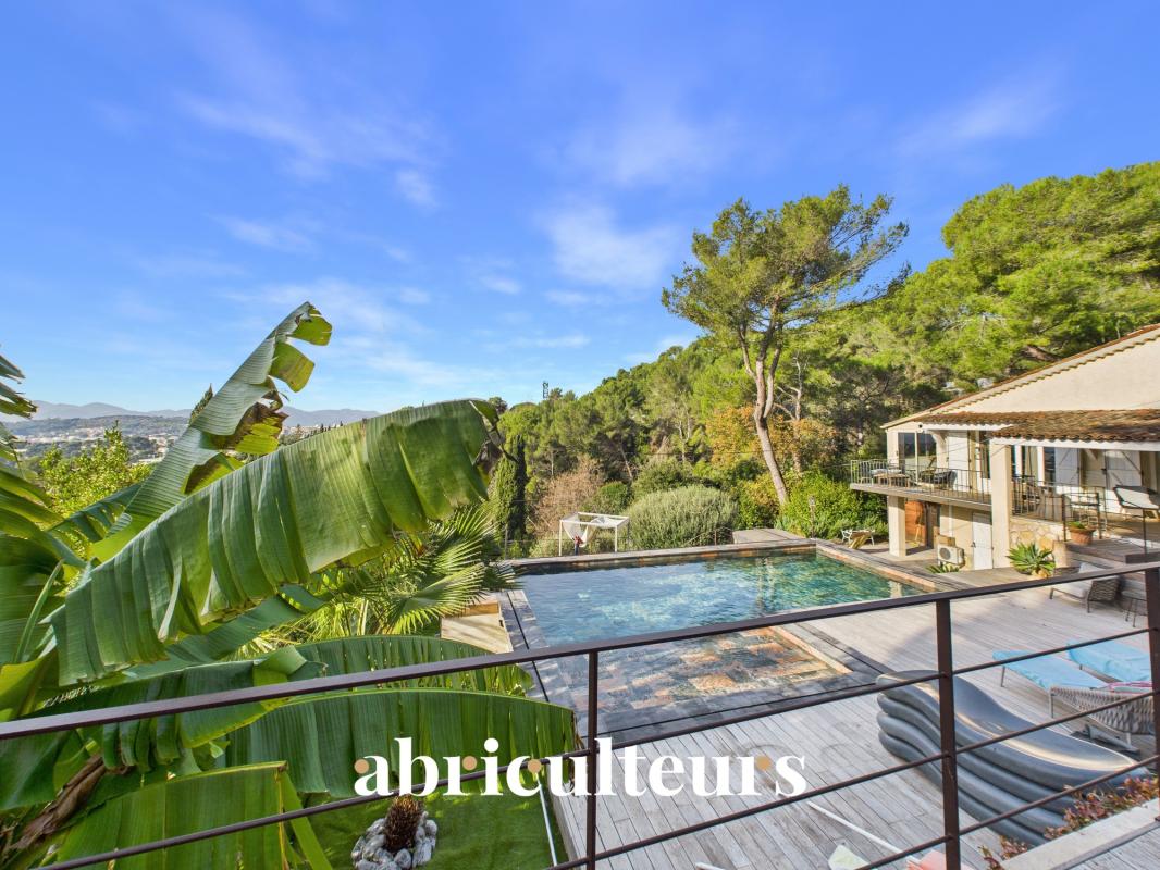 Villa d’exception 227 m² - Vue mer panoramique - Piscine - 6 chambres – Le Cannet