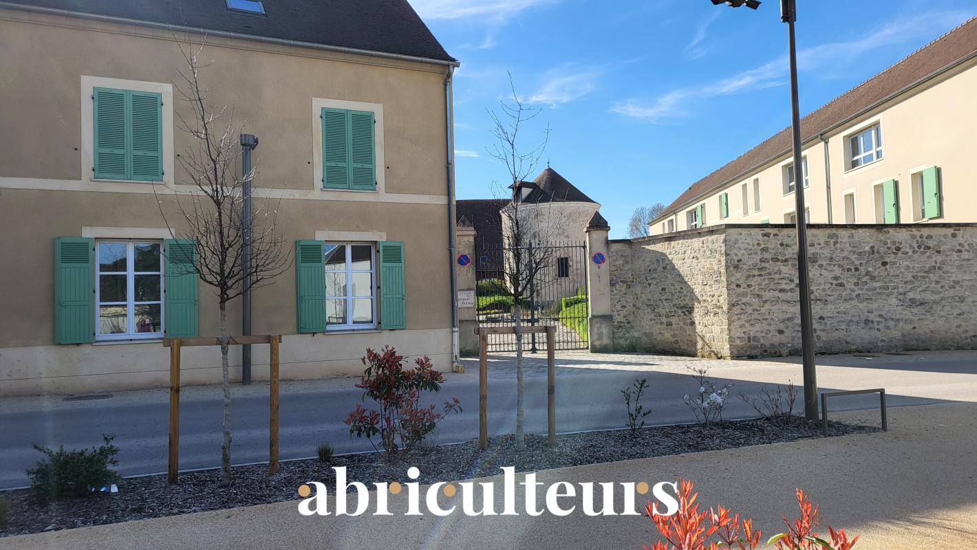 Survilliers : T3 d'exception de 73 m² plein Sud avec vue panoramique — Résidence prisée