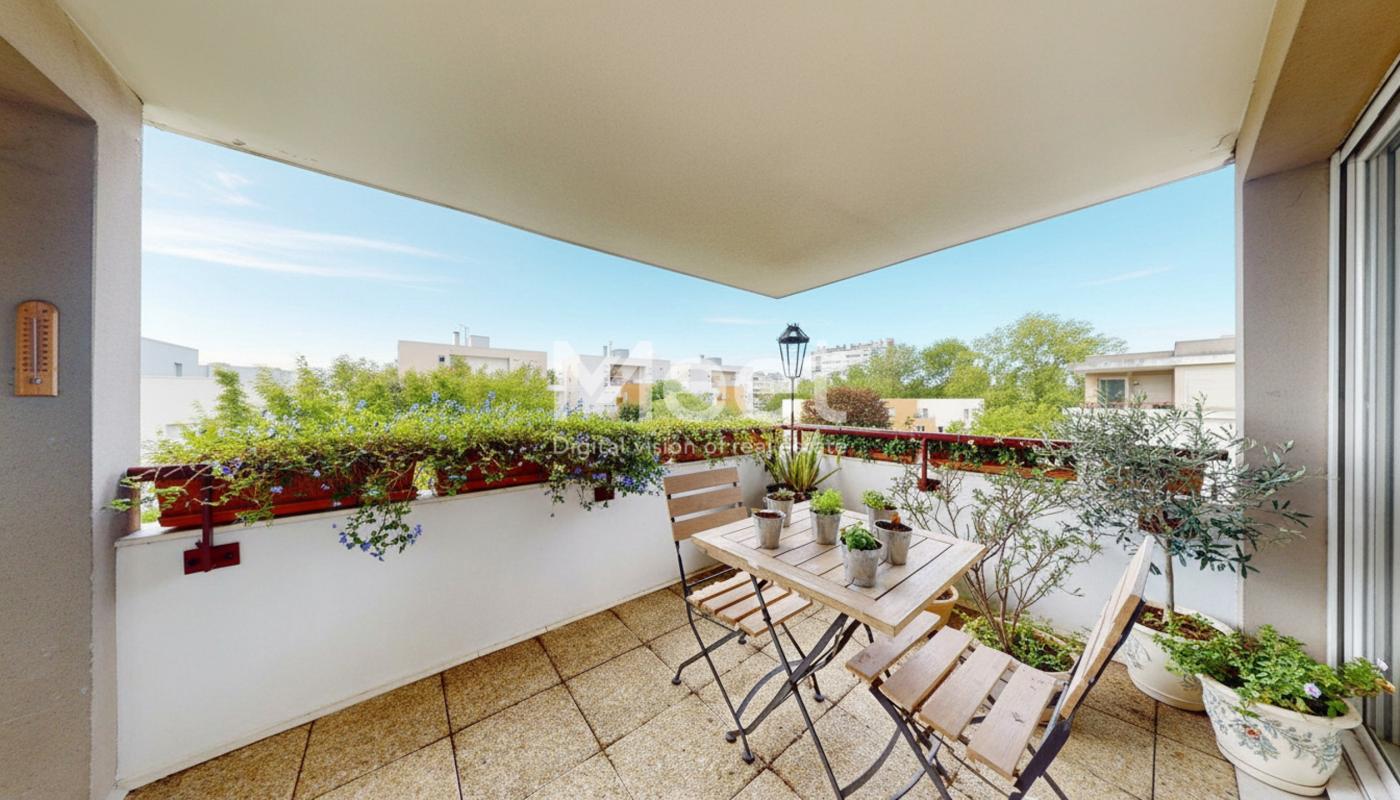 ORLY - APPARTEMENT 4 PIÈCES DE 85 M² AVEC TERRASSE ET PARKING