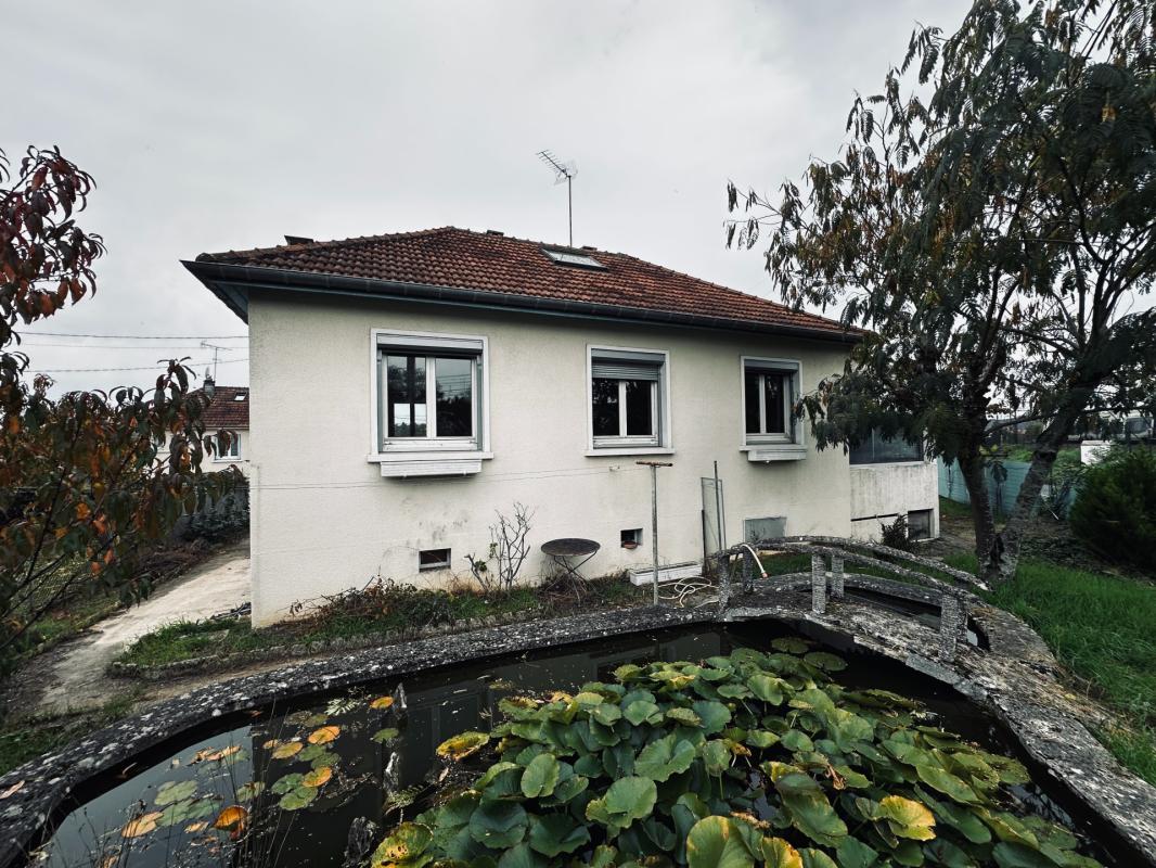 Maison 141m² totale, un garage, 3 chambres sur 400 m² à Champagne sur seine